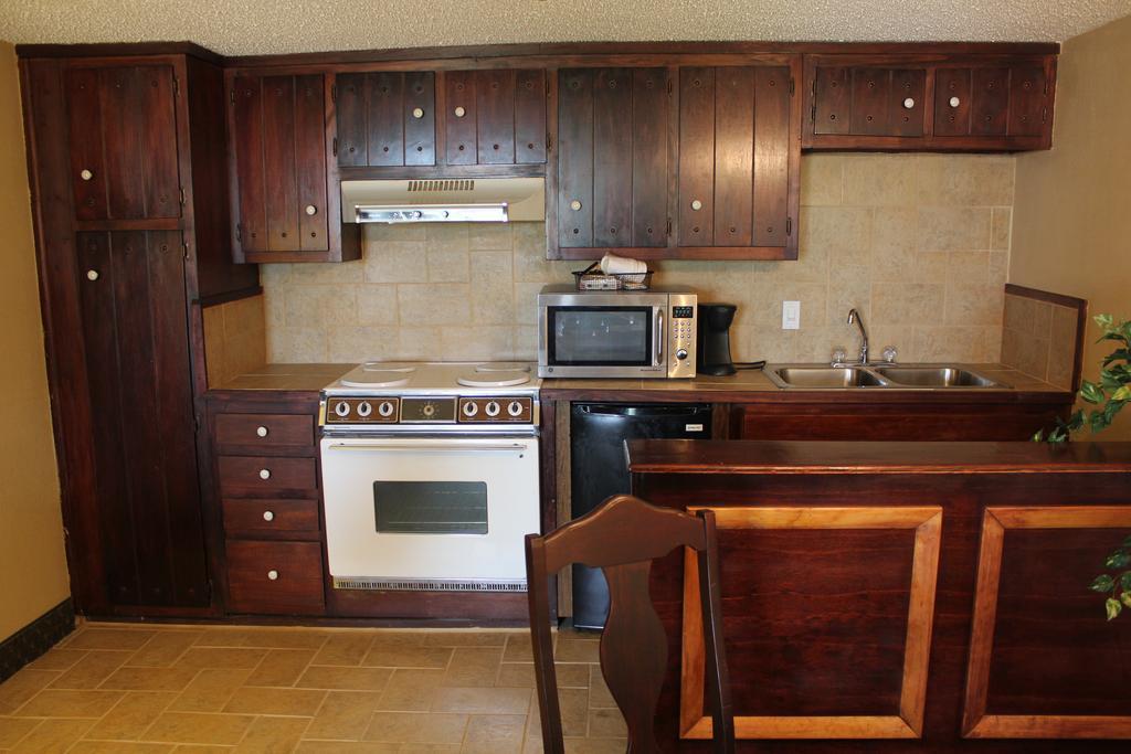 Rodeway Inn & Suites Νάσβιλ Δωμάτιο φωτογραφία