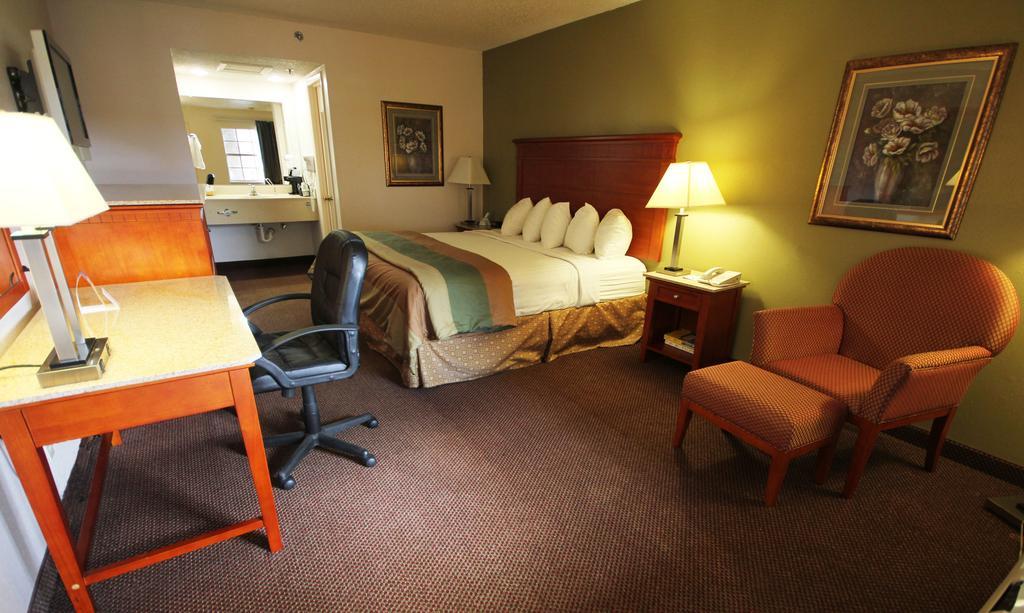 Rodeway Inn & Suites Νάσβιλ Εξωτερικό φωτογραφία