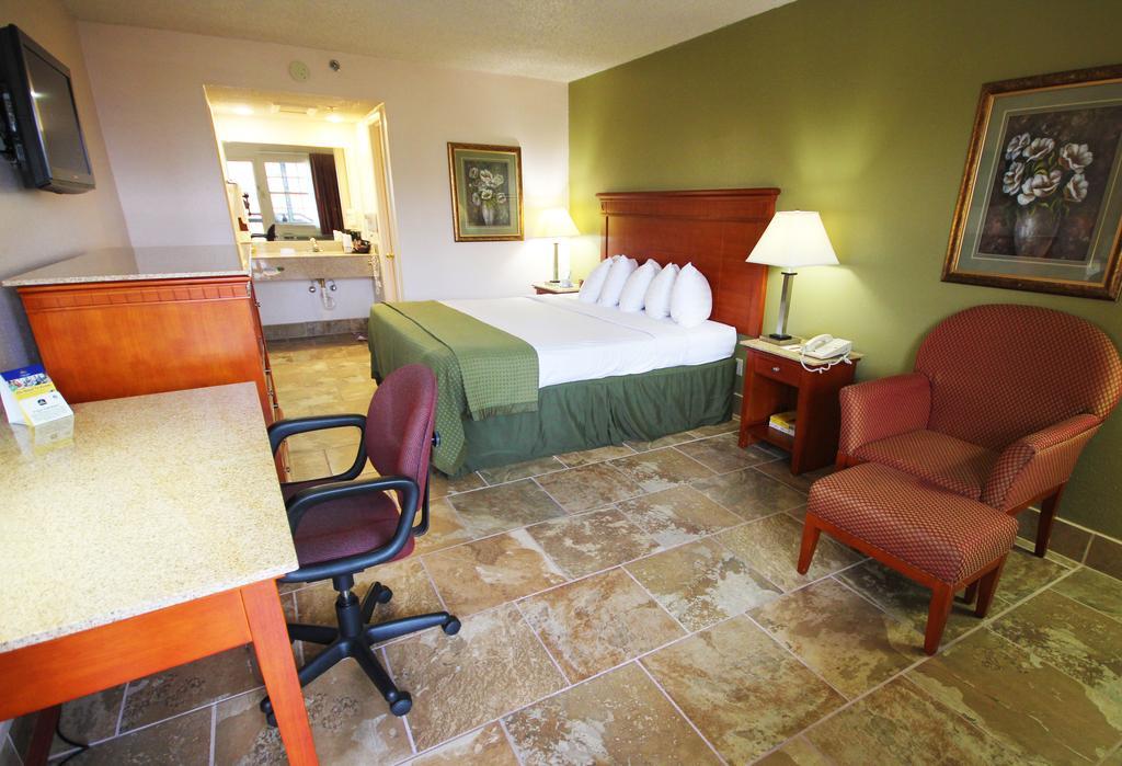 Rodeway Inn & Suites Νάσβιλ Εξωτερικό φωτογραφία